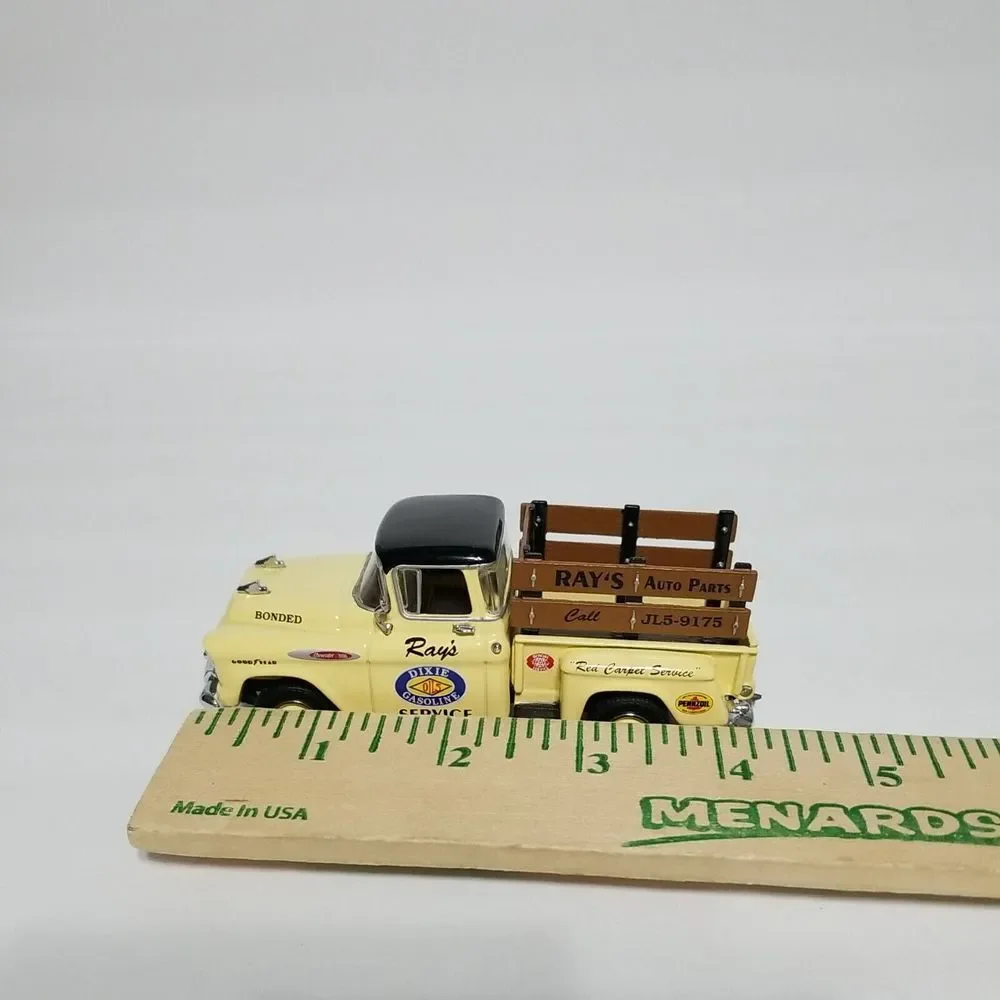 1957 CHEVROLET 3100 PICKUP TRUCK RAYS SERVICE DIXIE GAS 1:43 ‎ MATCHBOX 1995 COA